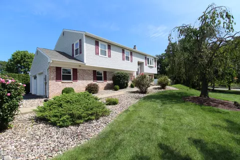 4149 Crackersport Rd, Allentown, PA 18104