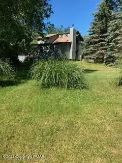 137 Horseshoe Dr, Effort, PA 18330
