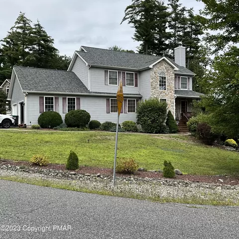 101 Mackenzie Ct, Stroudsburg, PA 18360