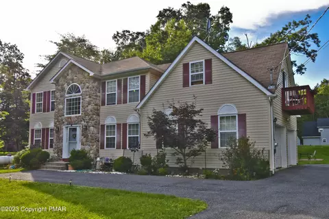 244 Timberline Dr, East Stroudsburg, PA 18301