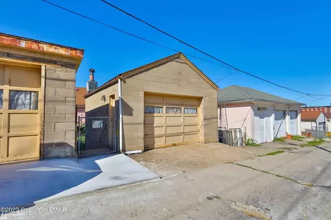 1244 E 3rd St, Bethlehem, PA 18015 photo 40