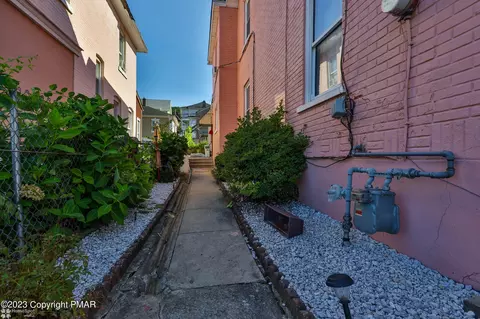 1244 E 3rd St, Bethlehem, PA 18015 photo 33