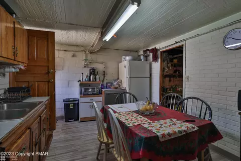 1244 E 3rd St, Bethlehem, PA 18015 photo 37