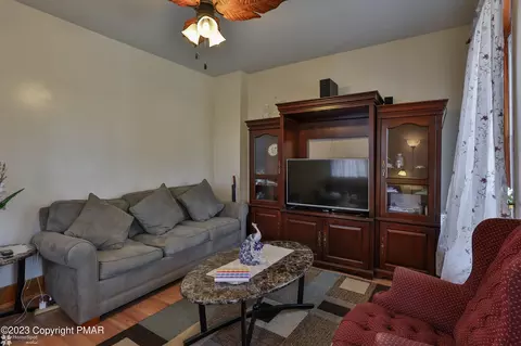 1244 E 3rd St, Bethlehem, PA 18015 photo 5