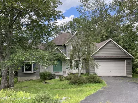 112 Tomnoddy Dr, Tamiment, PA 18371