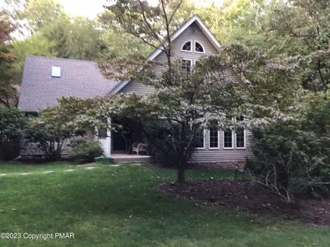 243 Kings Pond Rd, East Stroudsburg, PA 18301