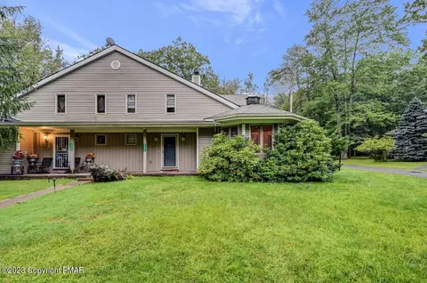 2295 Jester Ct, Tobyhanna, PA 18466