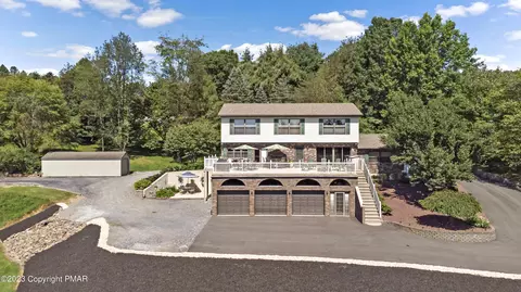 435 Maxine Dr, Lehighton, PA 18235