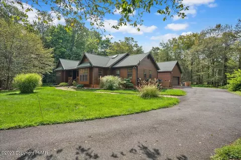 19 Covington Way, Clifton Township, PA 18424