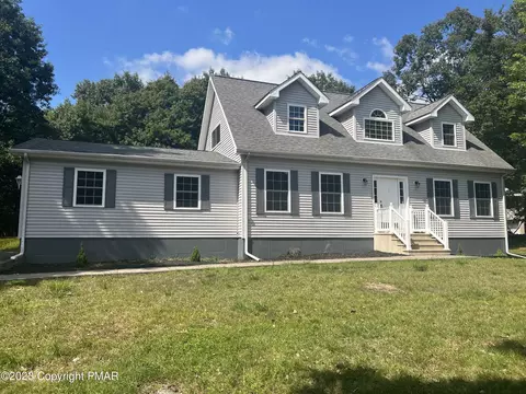 239 N Shore Dr, Albrightsville, PA 18210