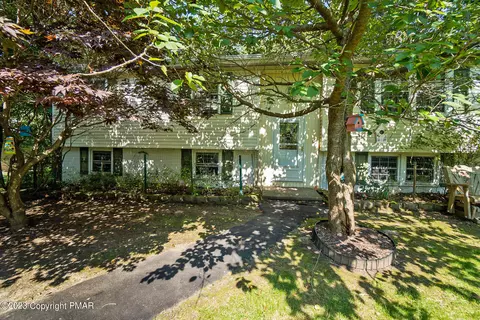 157 Crescent Way, Albrightsville, PA 18210