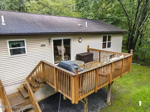2269 Walnut Trl, Bushkill, PA 18324 photo 36
