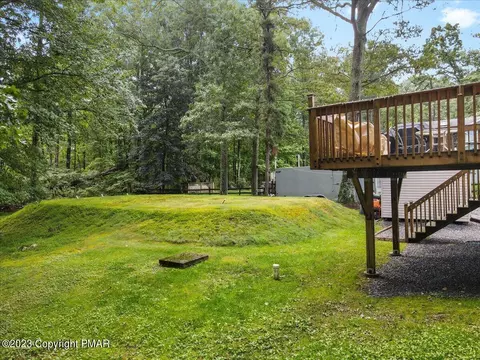 2269 Walnut Trl, Bushkill, PA 18324 photo 34