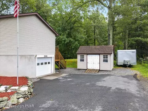 2269 Walnut Trl, Bushkill, PA 18324 photo 31
