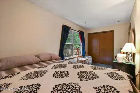2269 Walnut Trl, Bushkill, PA 18324 photo 18