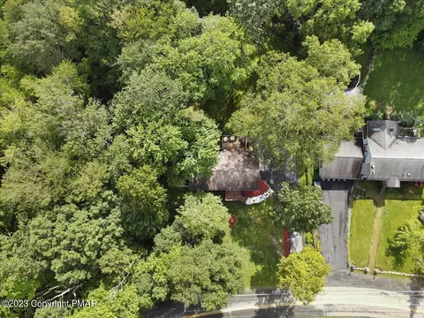 2269 Walnut Trl, Bushkill, PA 18324 photo 39