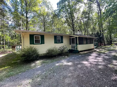 162 Crabapple Ln, Kunkletown, PA 18058