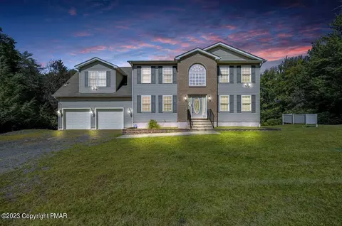 583 E Minsi Trl, Long Pond, PA 18334