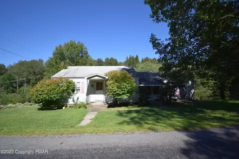 1633 Lower Smith Gap Rd, Kunkletown, PA 18058