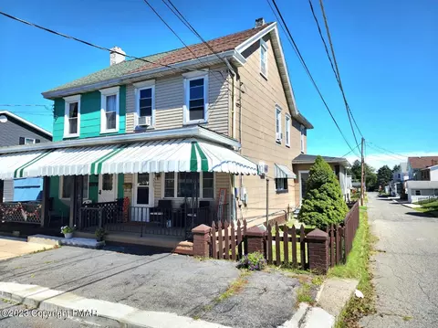 225 S Chestnut St, Summit Hill, PA 18250