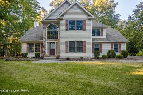 310 Ash Ter, East Stroudsburg, PA 18301
