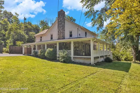 2884 Route 715, Tannersville, PA 18372