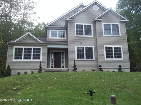 133 Alexander Ct, East Stroudsburg, PA 18302
