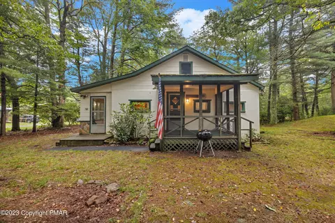 137 Log Rd, Pocono Lake, PA 18347
