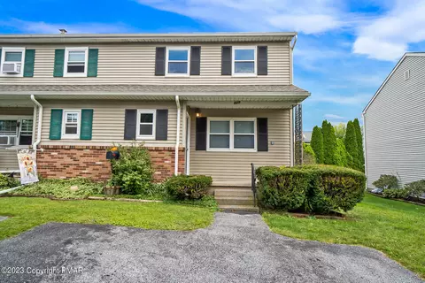 525 N 14th St, Catasauqua, PA 18032