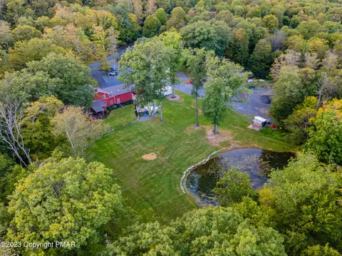 5512 Route 447, Canadensis, PA 18325