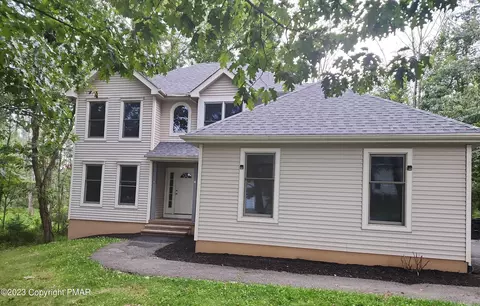 78 Symphony Cir, East Stroudsburg, PA 18301