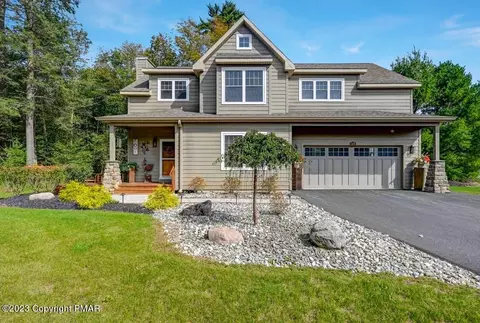 1109 Pocohanne Lodge Rd, Pocono Pines, PA 18350