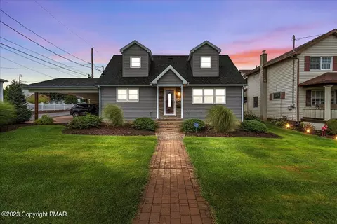 808 Blakely St, Jessup, PA 18434