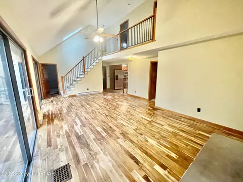 5934 Decker Rd, Bushkill, PA 18324 photo 8