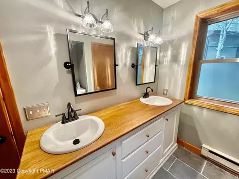 5934 Decker Rd, Bushkill, PA 18324 photo 21