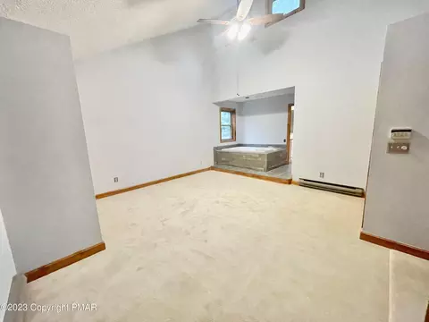 5934 Decker Rd, Bushkill, PA 18324 photo 15