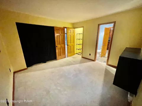 5934 Decker Rd, Bushkill, PA 18324 photo 13