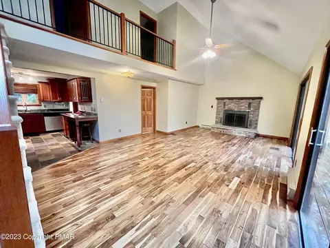 5934 Decker Rd, Bushkill, PA 18324 photo 7