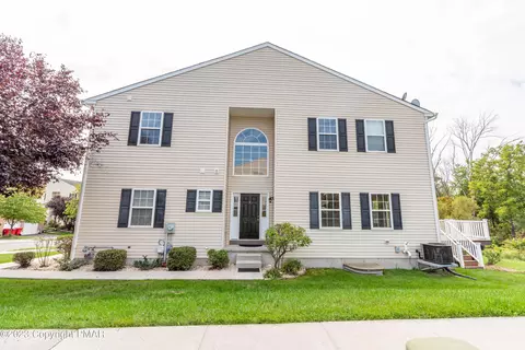 105 Stone Hill Dr, Pottstown, PA 19464