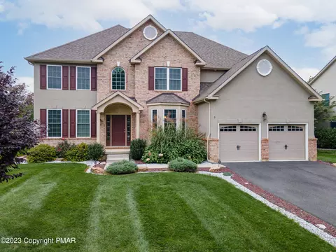 3 Clairmont Ave, Easton, PA 18045