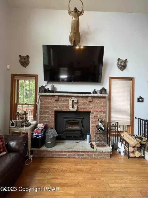 264 Kirkham Rd, Bushkill, PA 18324 photo 11