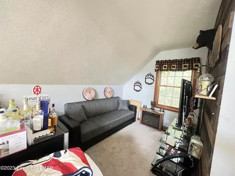 264 Kirkham Rd, Bushkill, PA 18324 photo 22