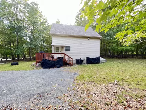 264 Kirkham Rd, Bushkill, PA 18324 photo 6