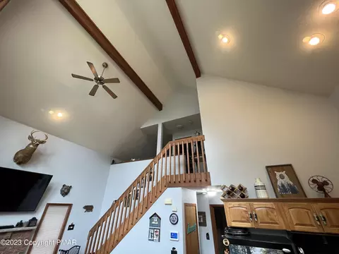 264 Kirkham Rd, Bushkill, PA 18324 photo 20
