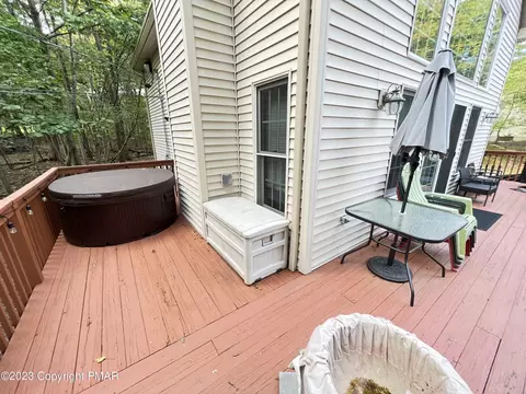 264 Kirkham Rd, Bushkill, PA 18324 photo 26