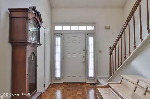 3402 Drighton Ct, Bethlehem, PA 18020 photo 5