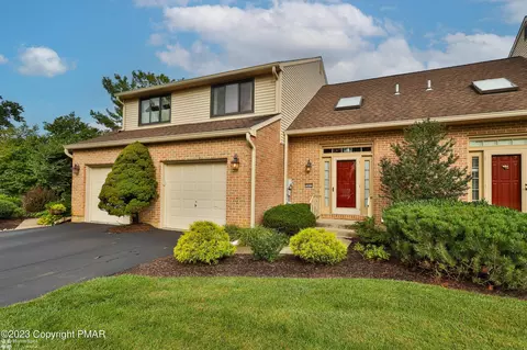 3402 Drighton Ct, Bethlehem, PA 18020 photo 3