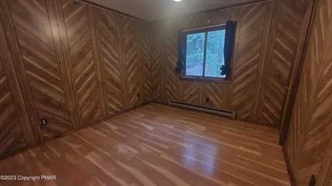 5721 Decker Rd, Bushkill, PA 18324 photo 9