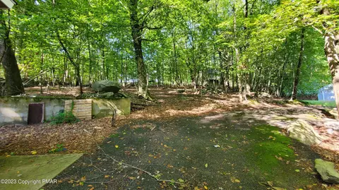 5721 Decker Rd, Bushkill, PA 18324 photo 20