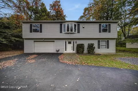 6439 Laurel Rd, Pocono Summit, PA 18346